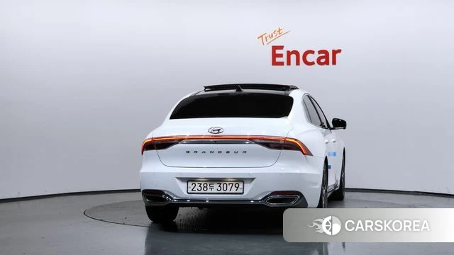 Hyundai The New Grandeur IG id 4642280 из Кореи 30