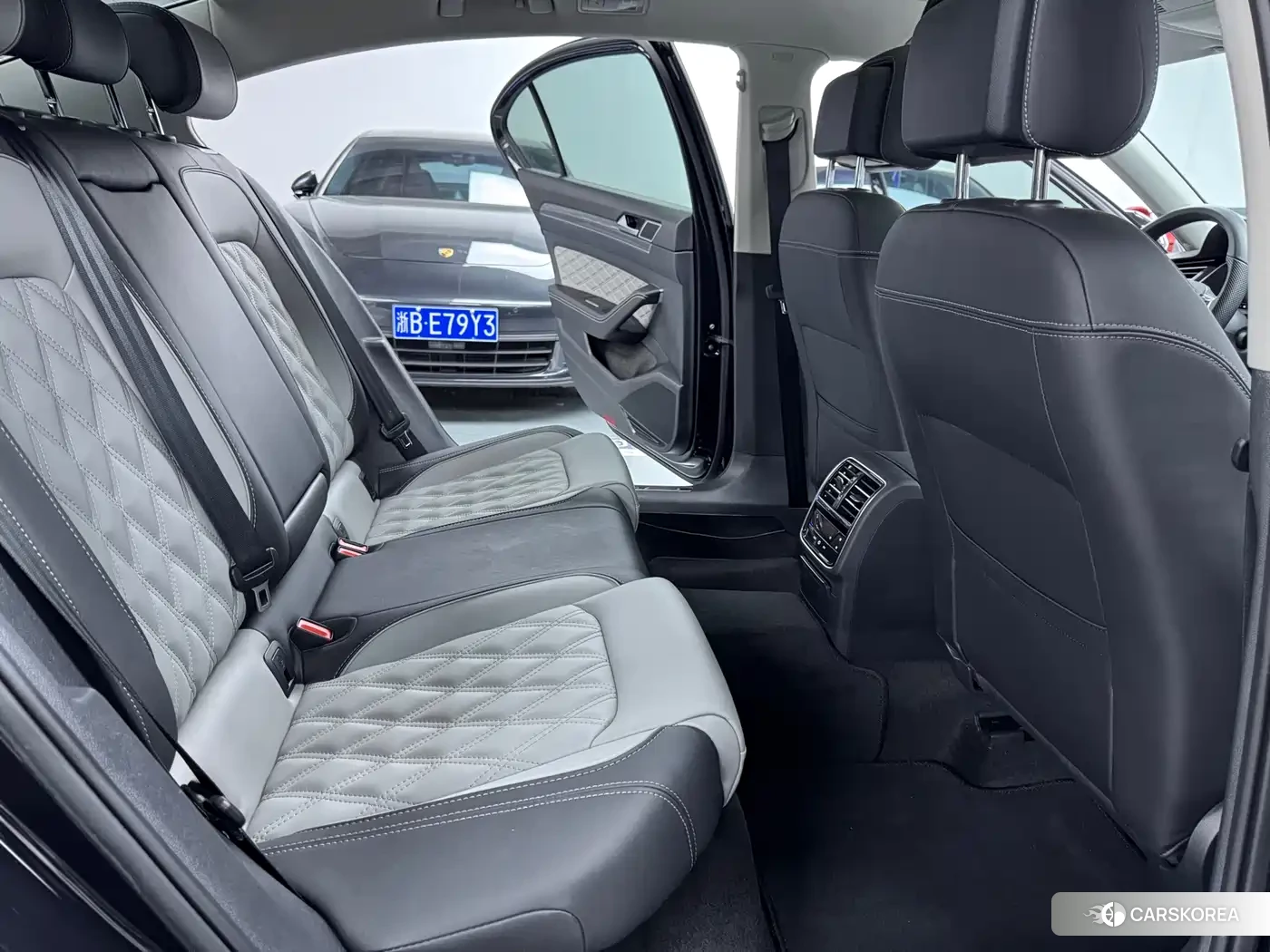 Volkswagen Magotan id 4514259 из Китая 11