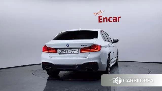 BMW 5 Series (G30) id 3433977 из Кореи 14