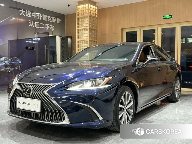 Lexus ES id 4262310 из Китая 13