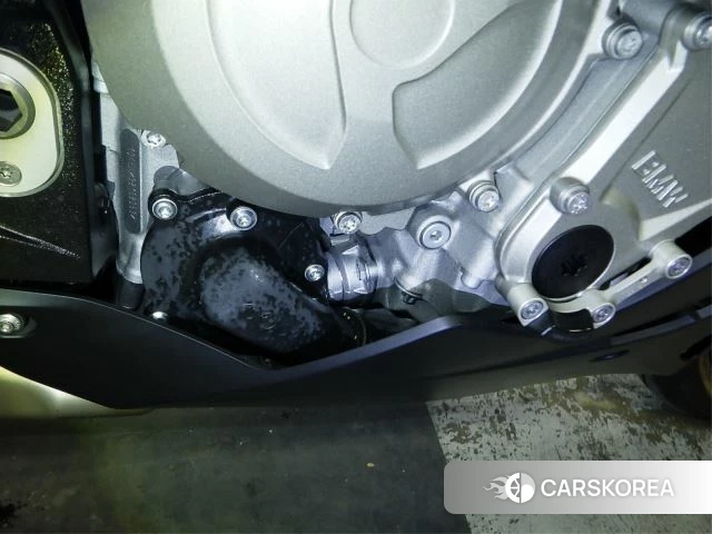 Engine photo