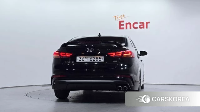 Hyundai Avante AD id 3814563 из Кореи 14