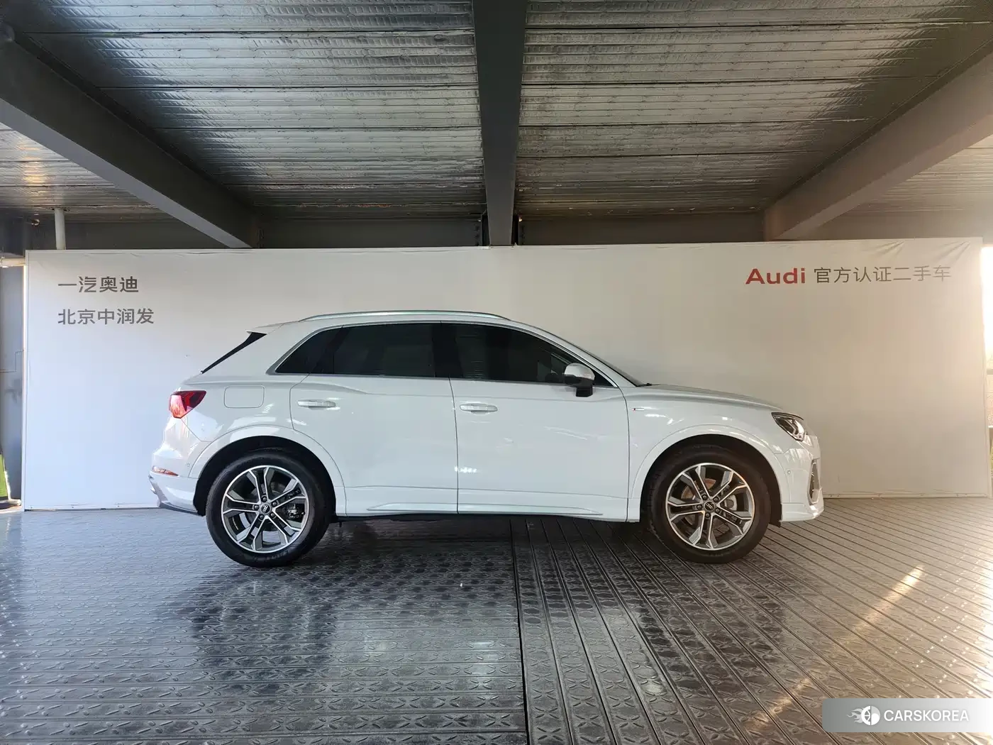 Audi Q3 2023 Белый из Китая, фото 6