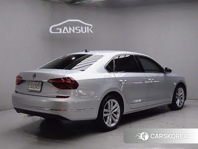 Volkswagen The New Passat id 3024583 из Кореи 14