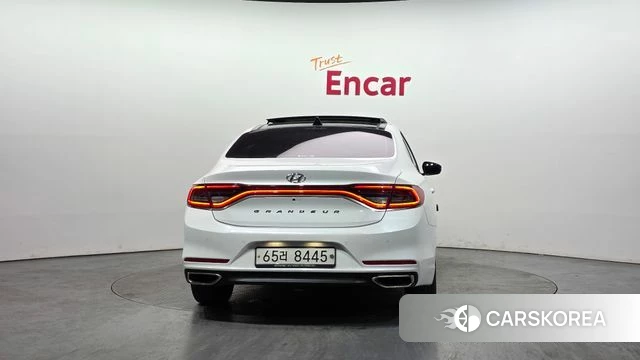 Hyundai Grandeur IG id 3820802 из Кореи 14