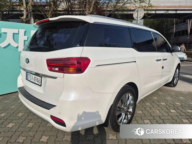 Kia The New Carnival id 3942732 из Кореи 14