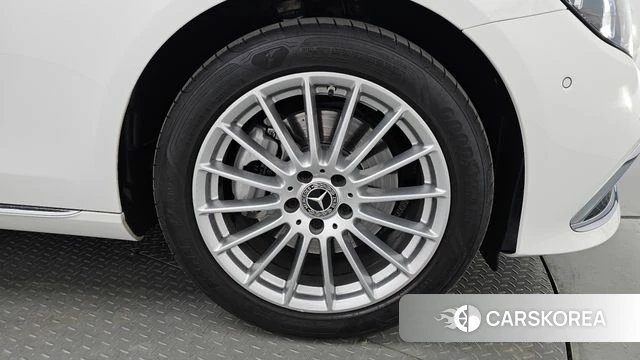 Mercedes-Benz E-Class W213 id 3811980 из Кореи 14