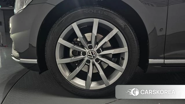 Volkswagen Passat GT (B8) id 4309118 из Кореи 31