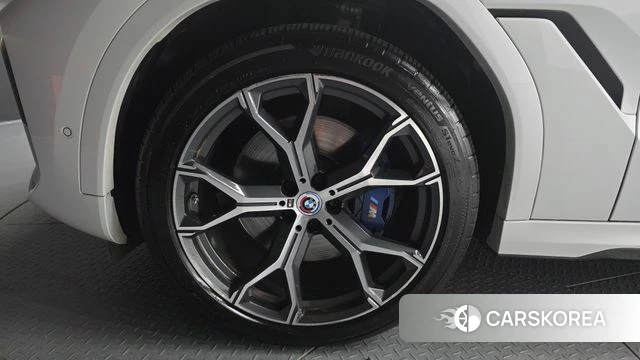 BMW X6 (G06) id 4711703 из Кореи 28