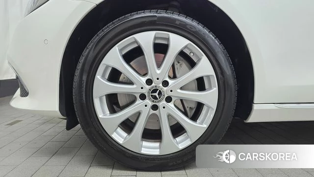 Mercedes-Benz E-Class W213 id 4737330 из Кореи 26