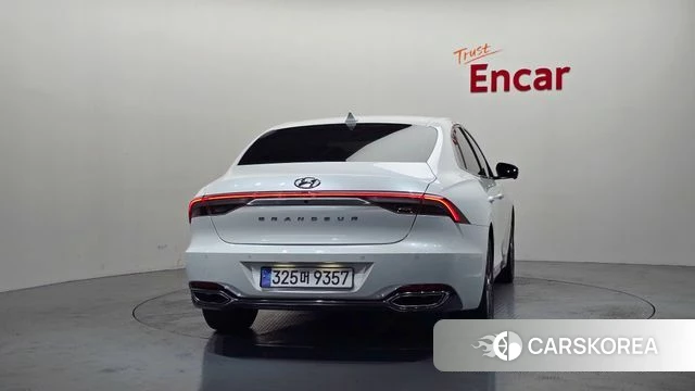 Hyundai The New Grandeur IG id 4517959 из Кореи 14