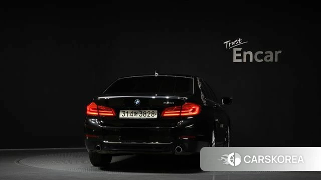 BMW 5 Series (G30) id 3886070 из Кореи 14
