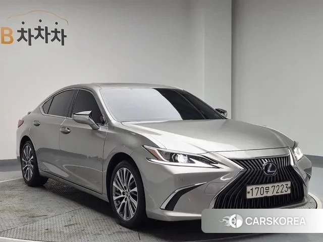 Lexus ES300h 7th generation id 3646609 из Кореи 13