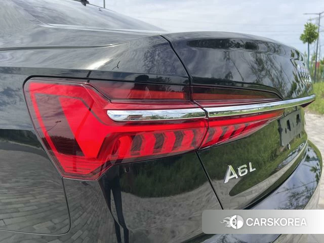 Audi A6L id 4278550 из Китая 9