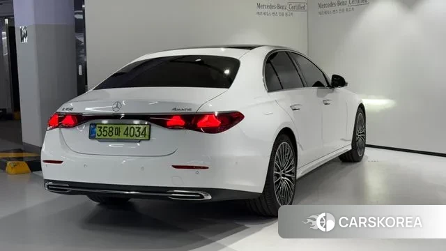 Mercedes-Benz E-Class W214 id 3359352 из Кореи 14