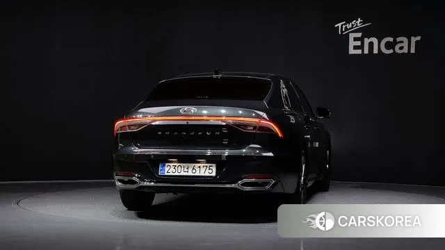 Hyundai The New Grandeur IG id 3003560 из Кореи 14