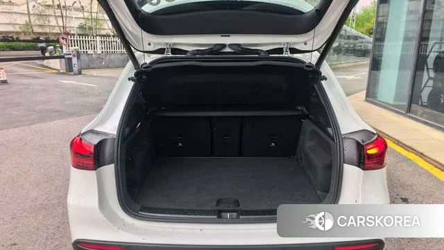 Mercedes-Benz GLA 2024 Белый из Китая, фото 4