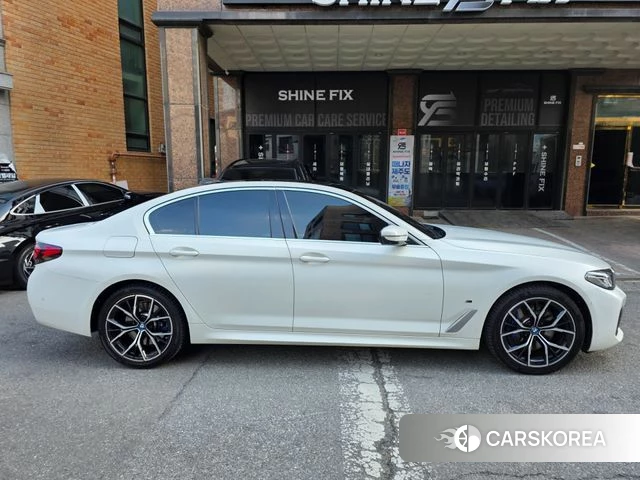 BMW 5 Series (G30) id 3851865 из Кореи 12