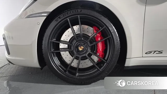 Porsche 911(992) id 3503468 из Кореи 14