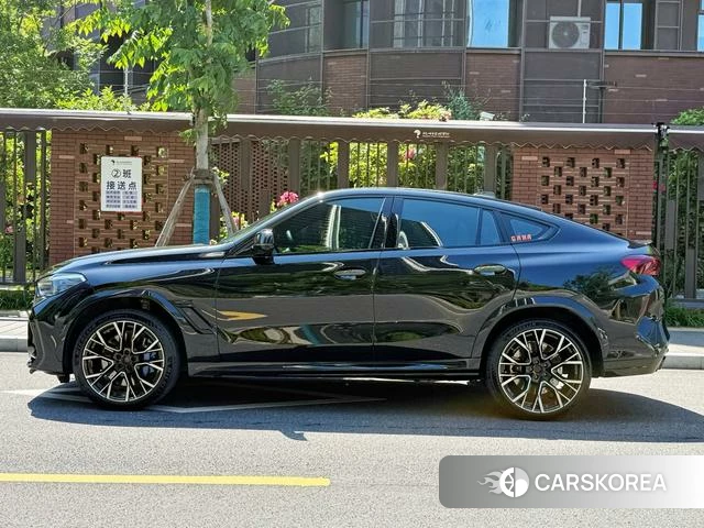 BMW X6 M 2021 Черный из Китая, фото 5