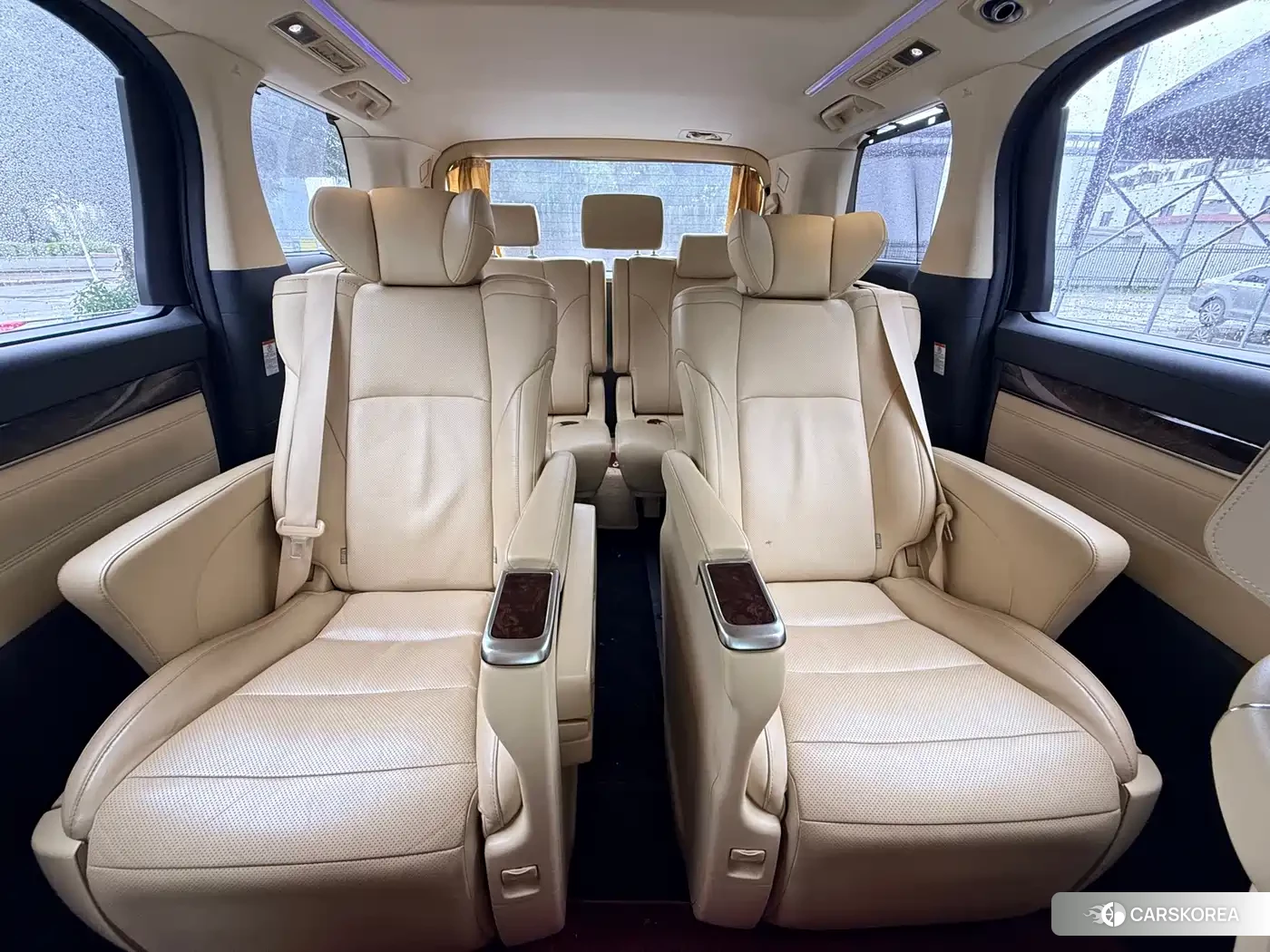 Toyota Elfa id 4607066 из Китая 11