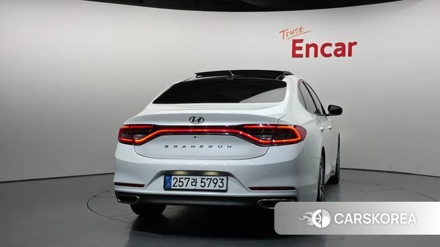 Hyundai Grandeur IG id 4652066 из Кореи 14