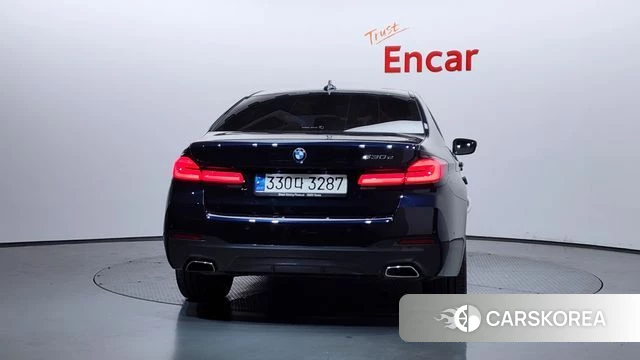 BMW 5 Series (G30) id 4330973 из Кореи 30