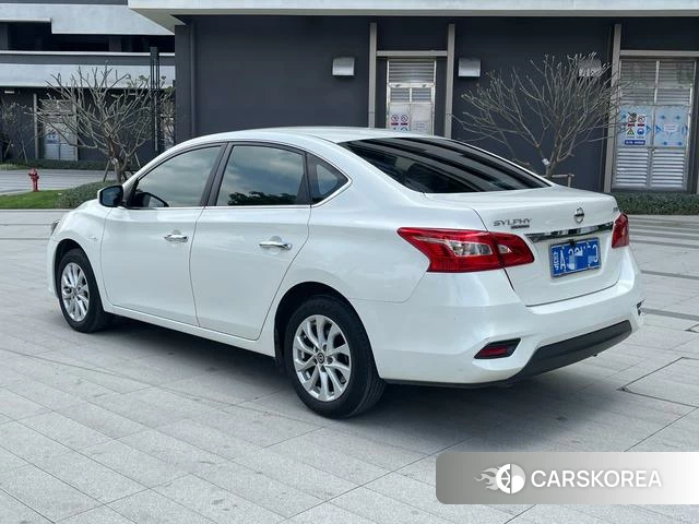Nissan Xuan Yi id 4263869 из Китая 11