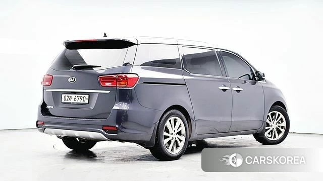Kia The New Carnival id 4496604 из Кореи 14