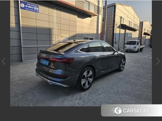 Audi e-Tron 2021 Серый из Кореи, фото 4