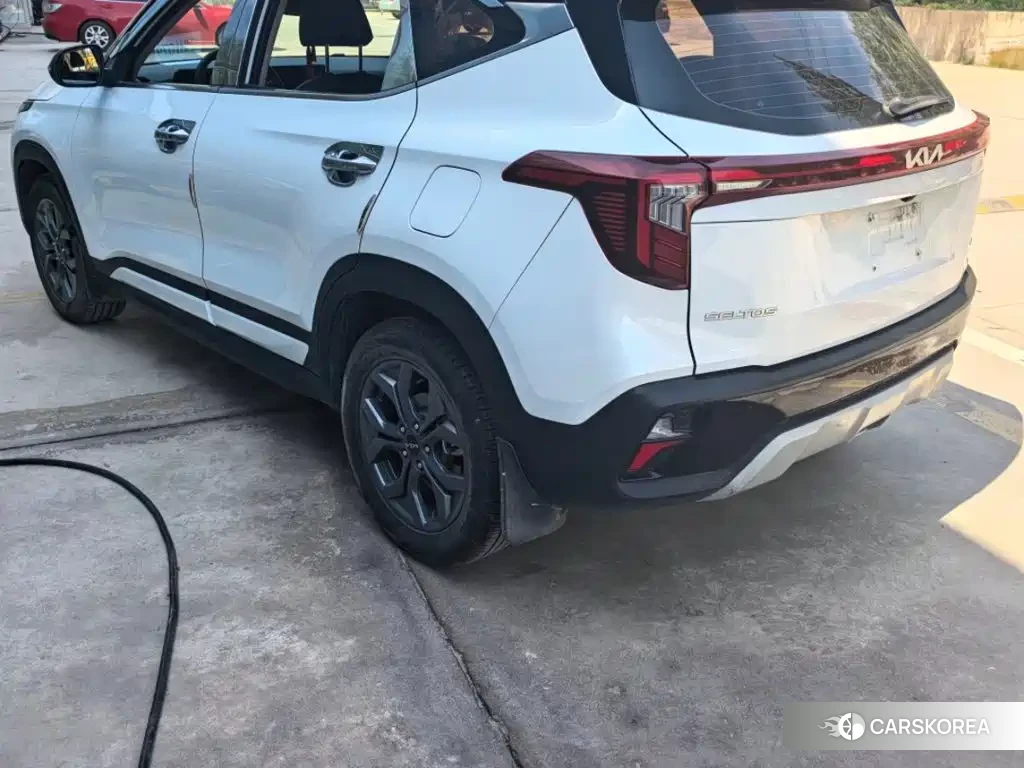Kia Seltos 2025 Белый из Китая, фото 4