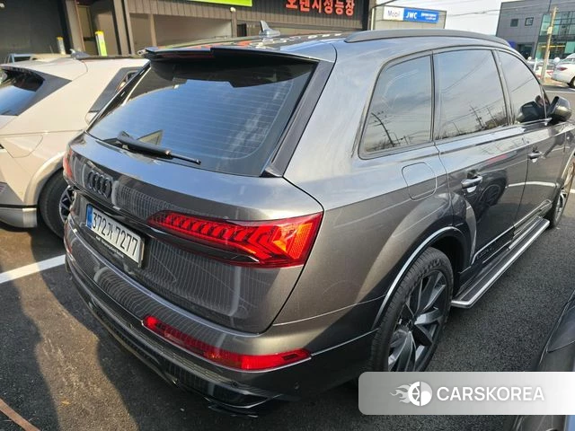 Audi Q7 (4M) 2023 Серый из Кореи, фото 5