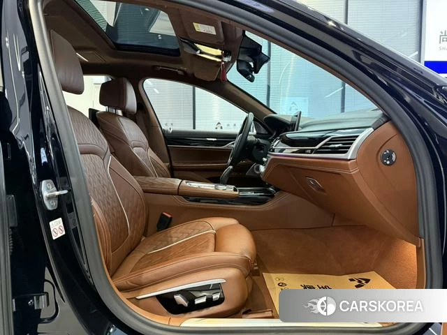 BMW 7 series id 4278220 из Китая 12