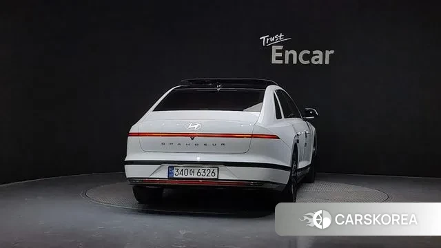 Hyundai Grandeur Hybrid (GN7) id 2879050 из Кореи 14