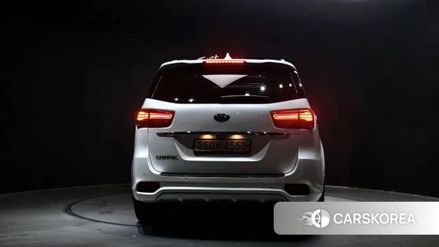 Kia The New Carnival id 2986257 из Кореи 14