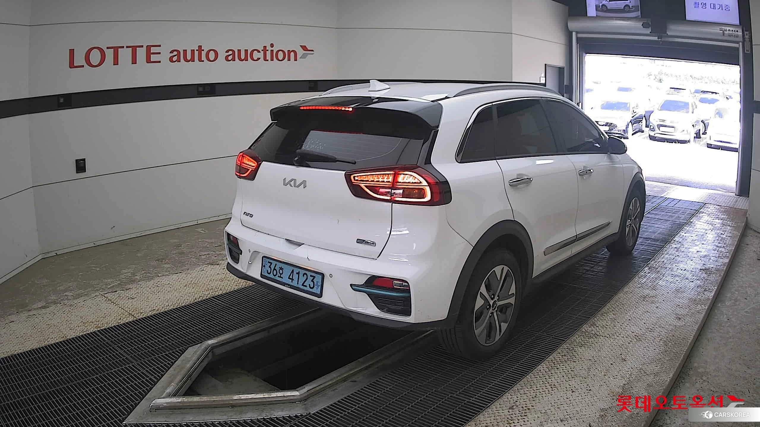 Kia Niro EV id 4498426 из Кореи 32