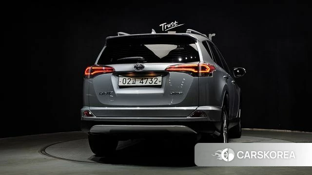 Toyota RAV4 id 4633064 из Кореи 14