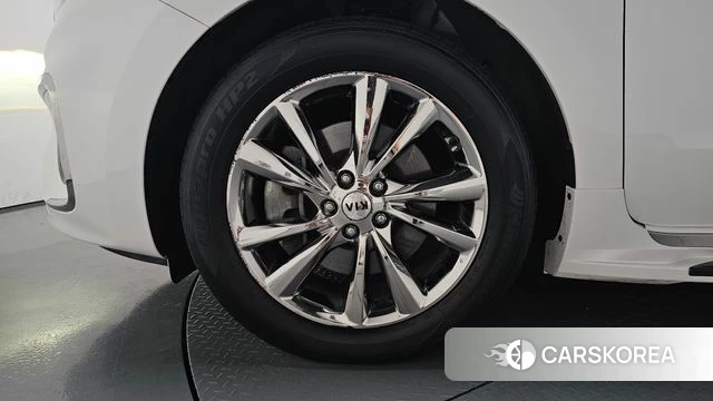 Kia The New Carnival id 4477238 из Кореи 27
