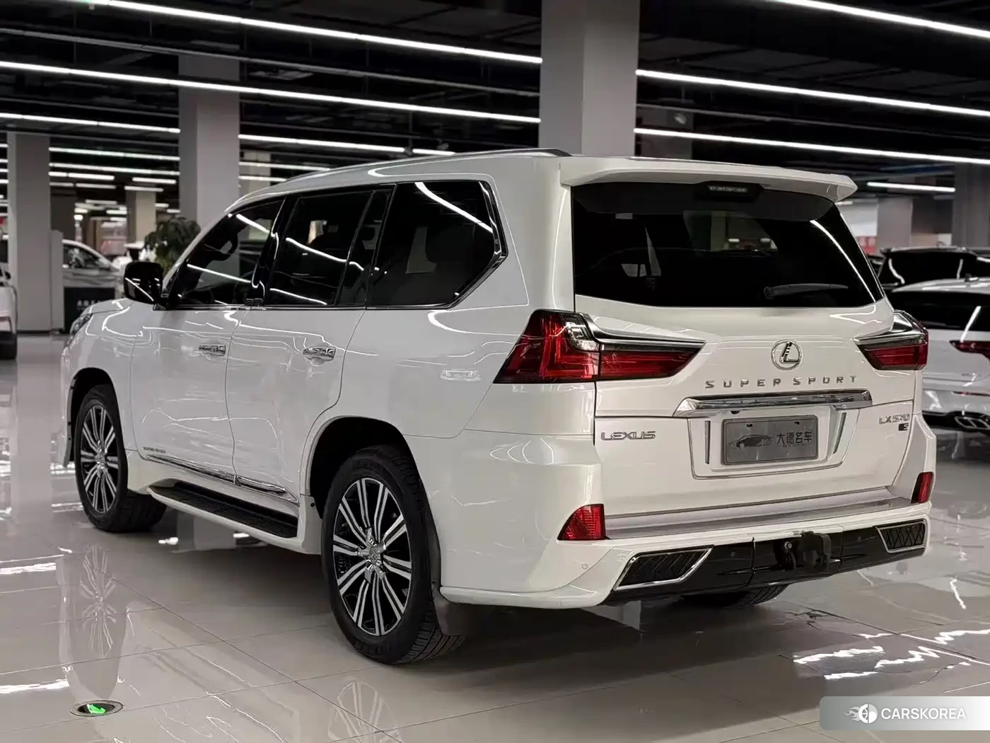 Lexus LX id 4622674 из Китая 7