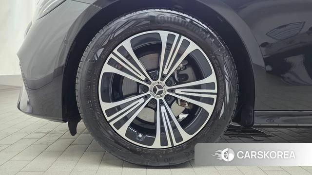 Mercedes-Benz E-Class W214 id 4749101 из Кореи 28
