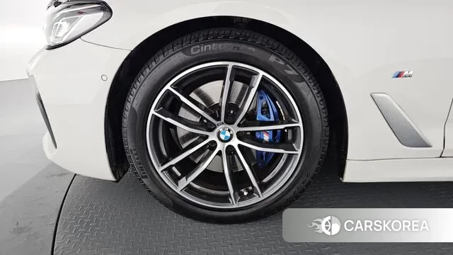 BMW 5 Series (G30) id 3411026 из Кореи 14