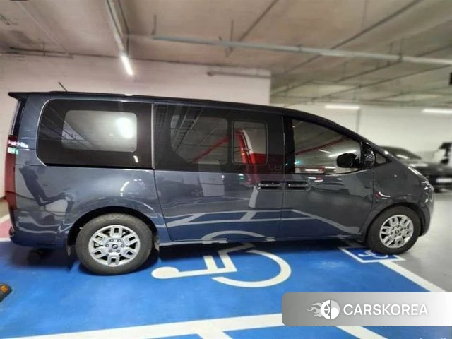 Hyundai Staria 2024 Серый из Кореи, фото 6