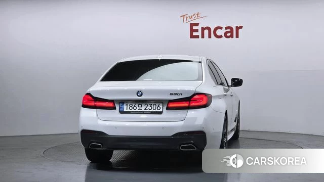 BMW 5 Series (G30) id 3891878 из Кореи 14