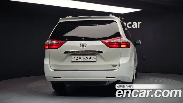 Toyota Sienna id 2887095 из Кореи 14