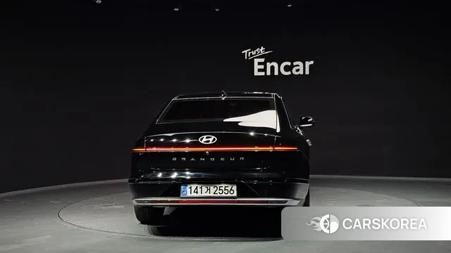 Hyundai Grandeur (GN7) id 3576305 из Кореи 14