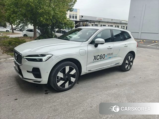 Volvo XC60 PHEV 2024 Белый из Китая, фото 5