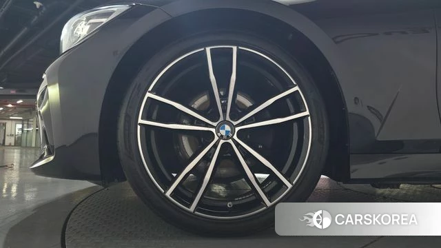 BMW 3 Series (G20) id 3934957 из Кореи 14