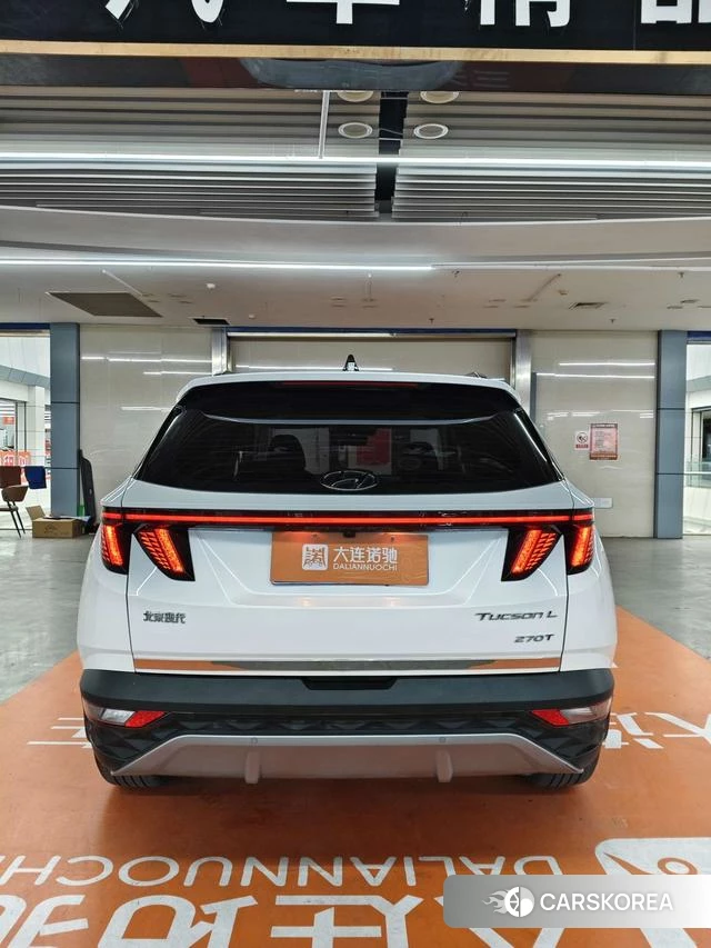 Hyundai Tucson 2023 Белый из Китая, фото 4