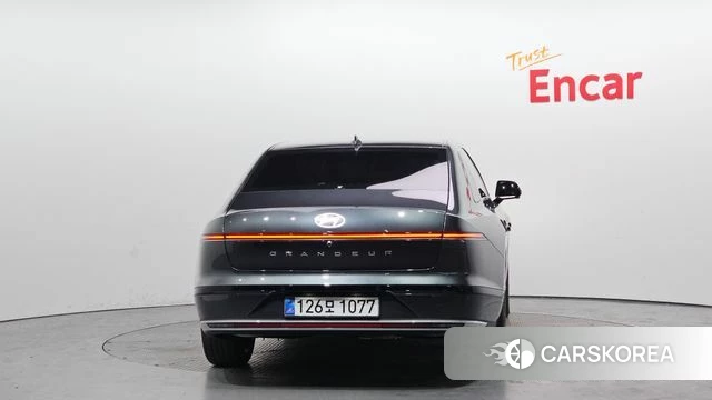 Hyundai Grandeur (GN7) id 3921514 из Кореи 14