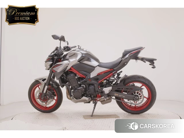 Kawasaki Z900 2023 из Японии